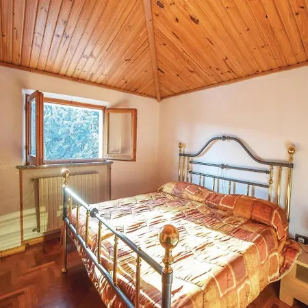 Eight-bedroom Holiday In Fano -pu- San Costanzo